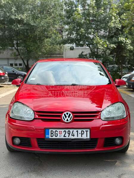 Volkswagen Golf 5 1.6