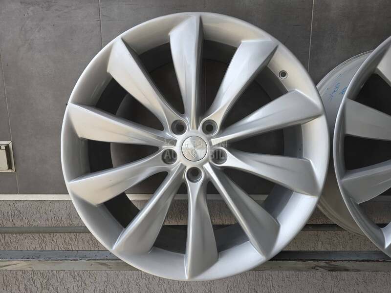 Aluminijumske felne tesla original 21" 5 x 120