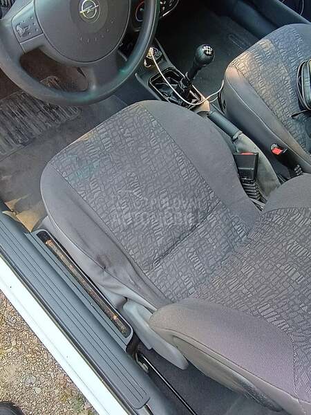 Opel Corsa C turbo