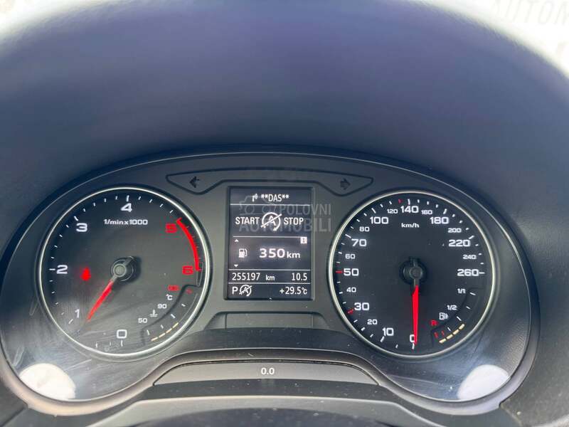 Audi A3 S line / AUTO / LED