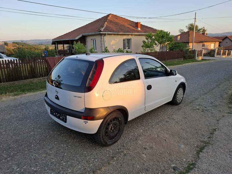 Opel Corsa C 1.7 dti