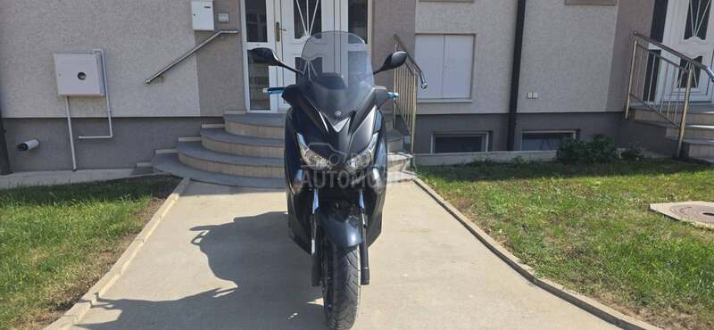 Yamaha X Max YP400R