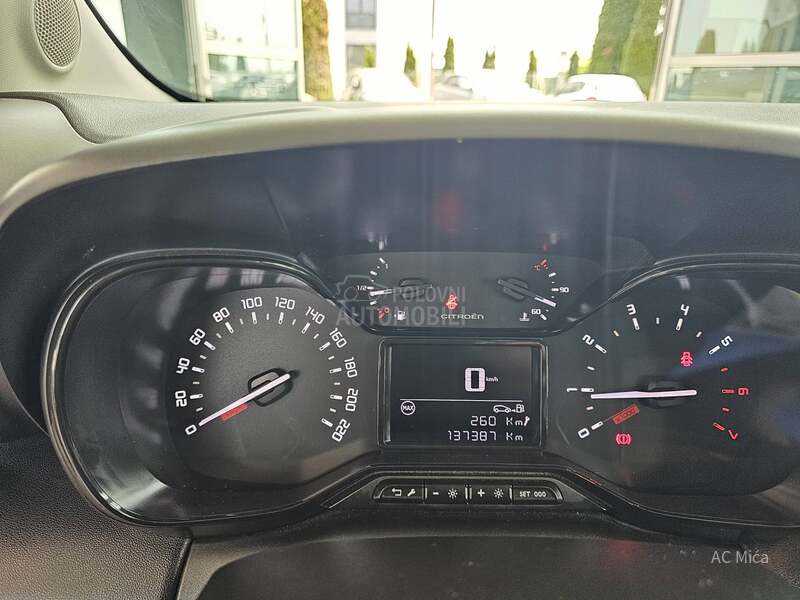 Citroen C3 Aircross 1.2 PURE NAV LED USB