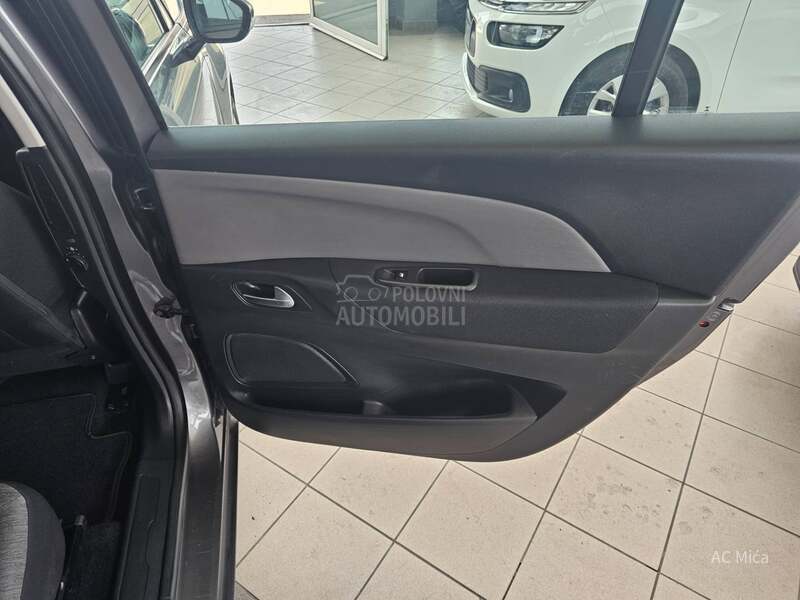 Citroen C4 Grand SpaceTourer 1.5 BLU NAV ALU LED