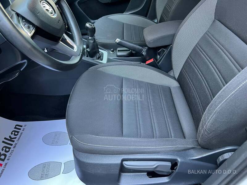 Škoda Octavia 1.6 TDI/NAV/LED