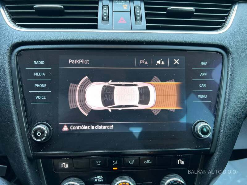Škoda Octavia 1.6 TDI/NAV/LED