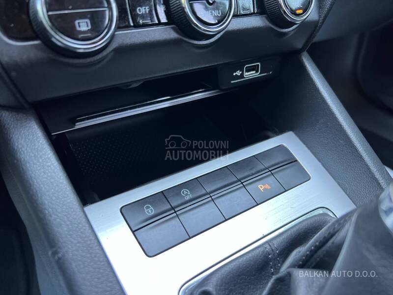 Škoda Octavia 1.6 TDI/NAV/LED