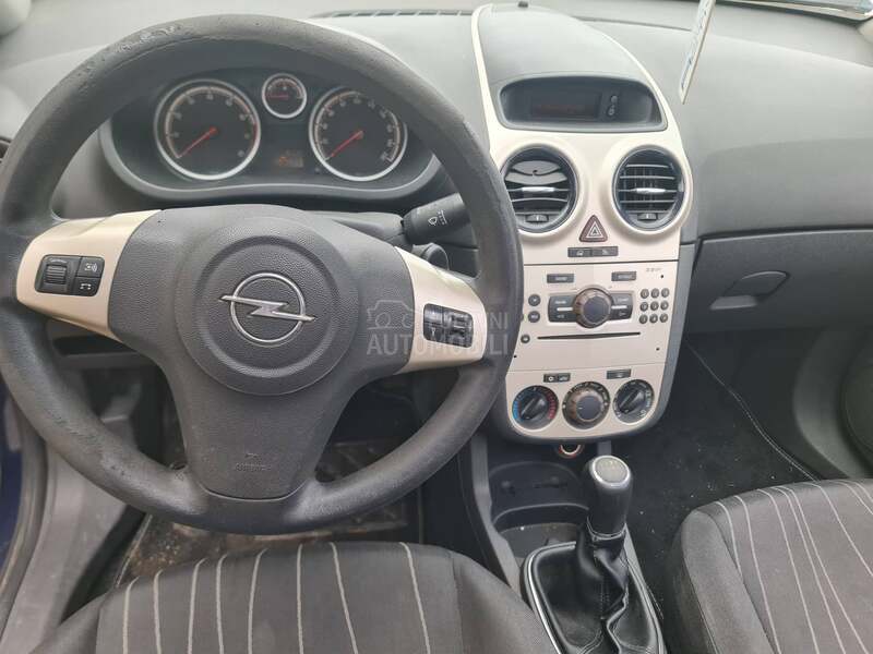 Opel Corsa D 1.0