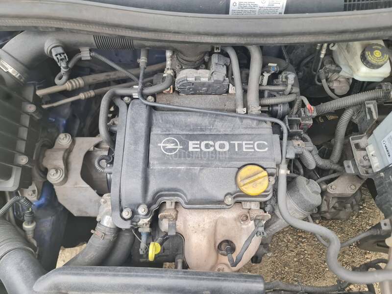 Opel Corsa D 1.0
