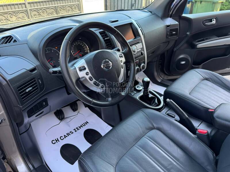 Nissan X-Trail 2.0 DCI 4x4 FUL CH