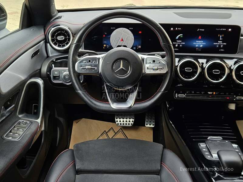 Mercedes Benz CLA 180 A M G