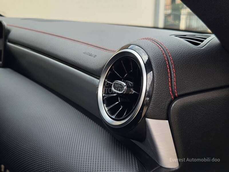 Mercedes Benz CLA 180 A M G