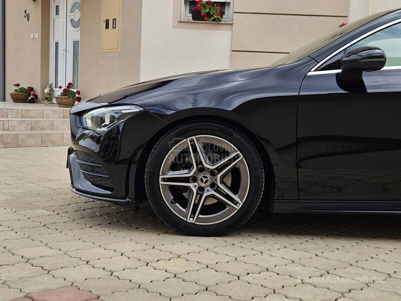 Mercedes Benz CLA 180 A M G