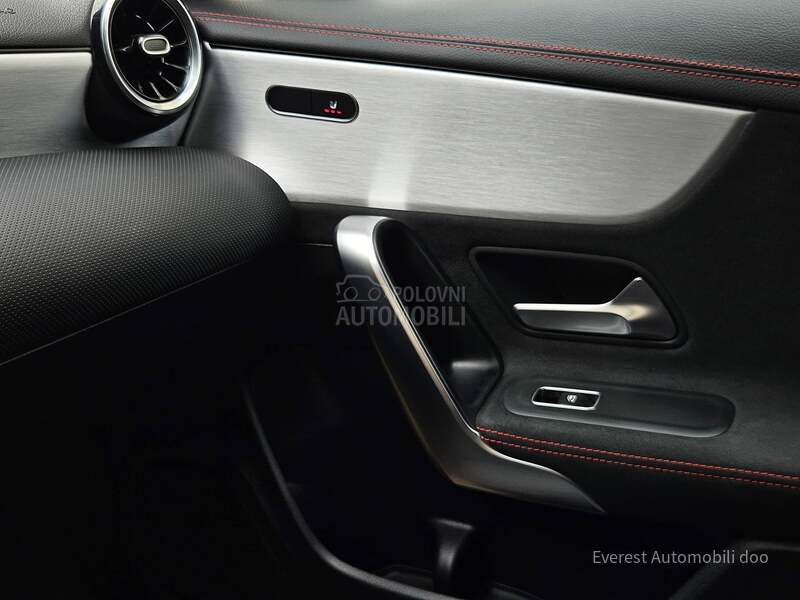 Mercedes Benz CLA 180 A M G