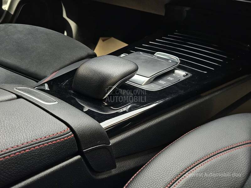 Mercedes Benz CLA 180 A M G