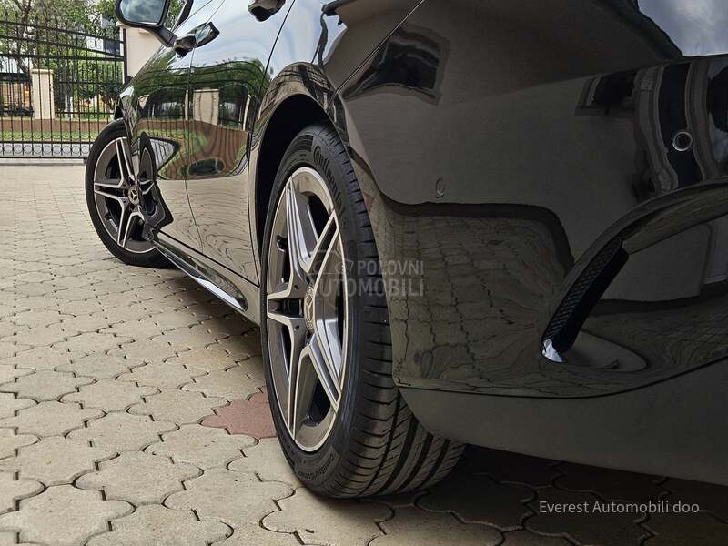 Mercedes Benz CLA 180 A M G