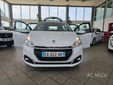 Peugeot 208 1.2  NAV LED 51000