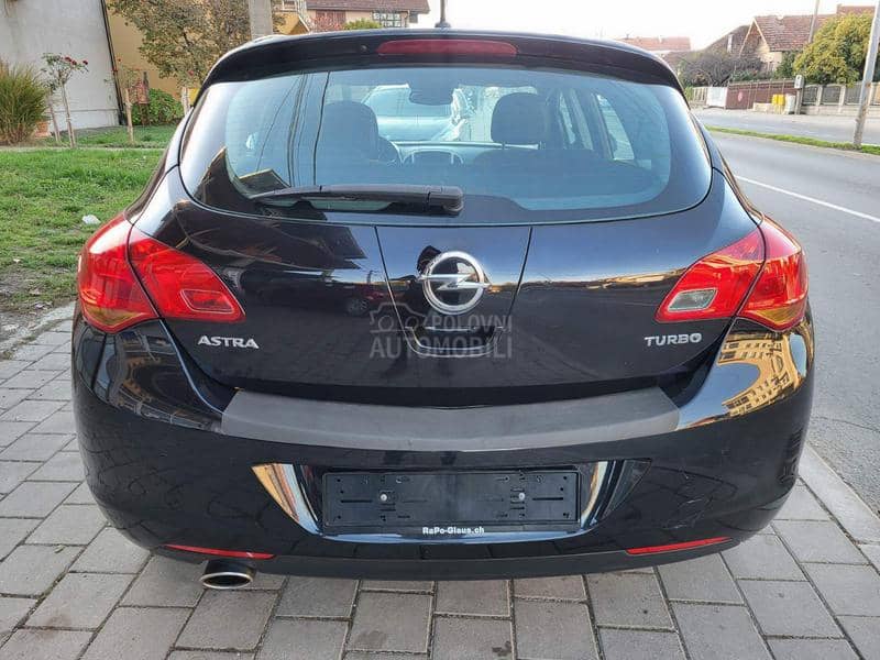Opel Astra J 1.4t FUL NOVO ch