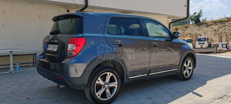Toyota Urban Cruiser 