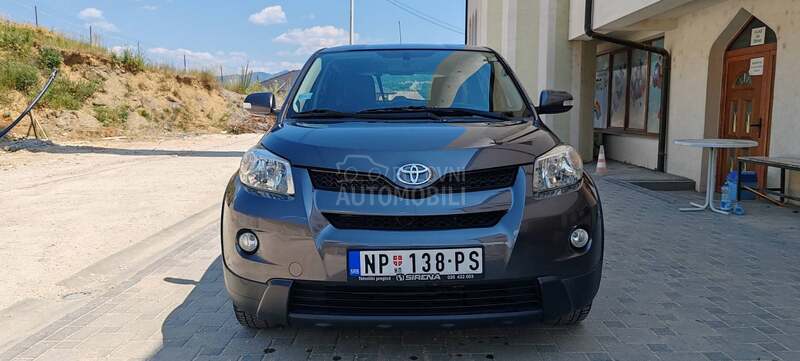 Toyota Urban Cruiser 