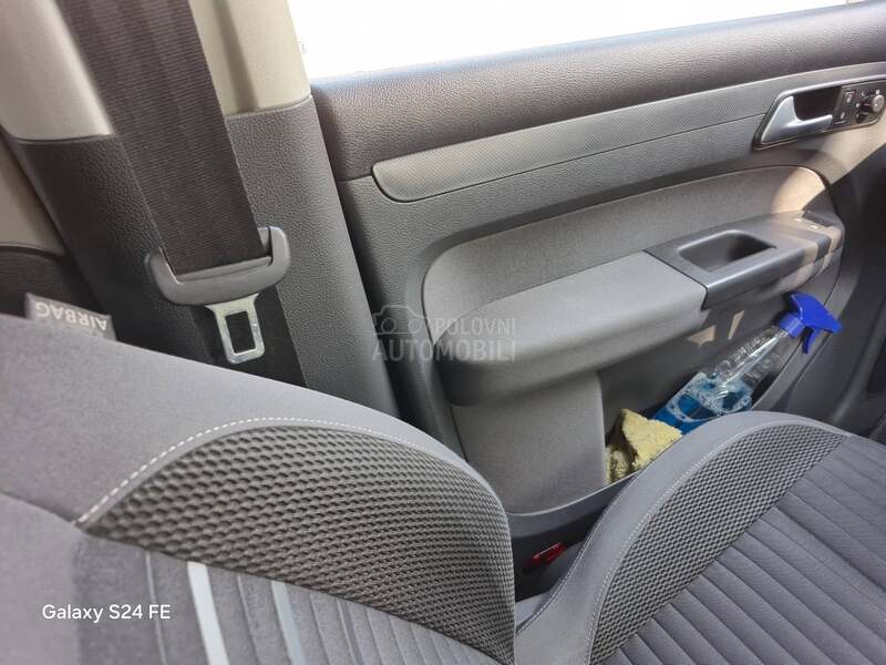 Volkswagen Caddy Maxi TeamEdition
