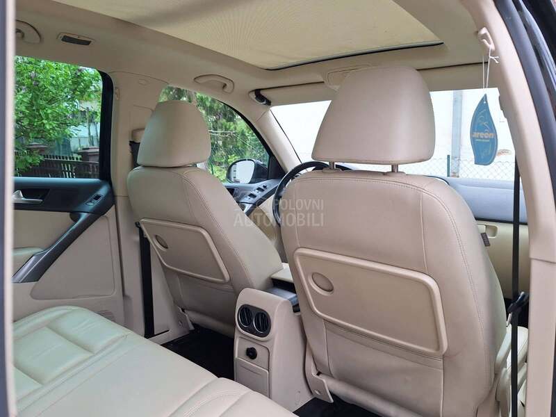 Volkswagen Tiguan 2.0TDI DSG PANO/XEN