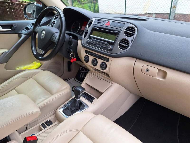 Volkswagen Tiguan 2.0TDI DSG PANO/XEN