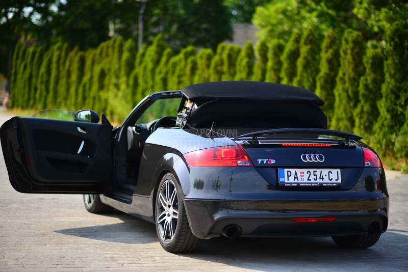 Audi TT 