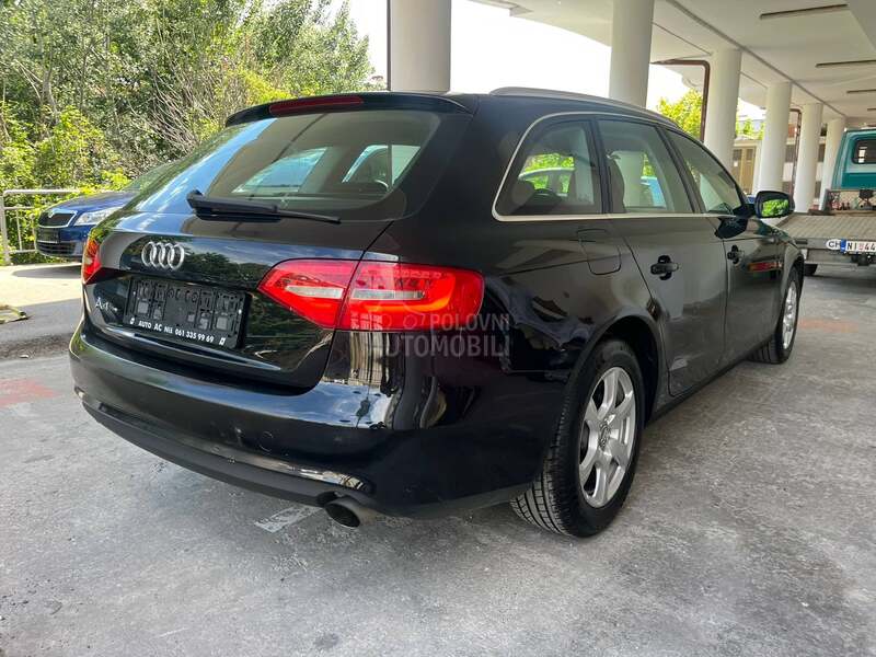 Audi A4 1.8/AVANT PREMIUM CH