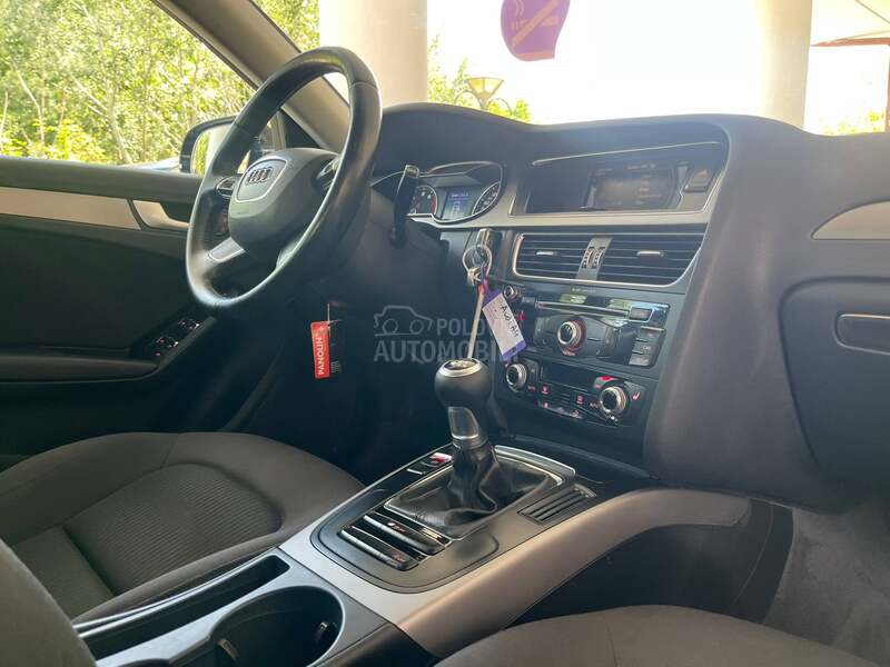 Audi A4 1.8/AVANT PREMIUM CH