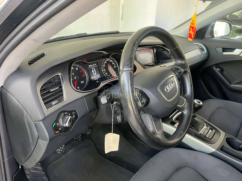 Audi A4 1.8/AVANT PREMIUM CH