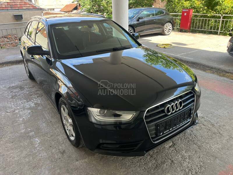 Audi A4 1.8/AVANT PREMIUM CH