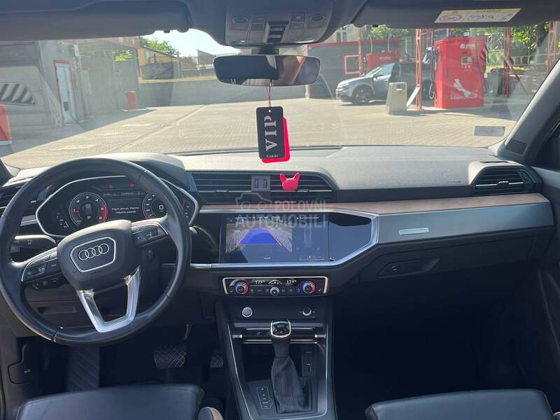 Audi Q3 S LINE/PANO