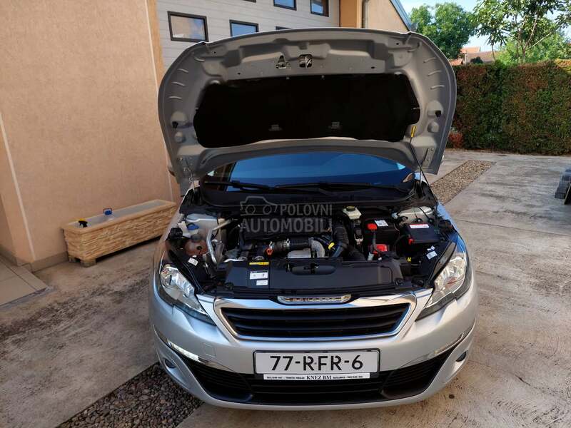 Peugeot 308 1.6BlueHDI Executive