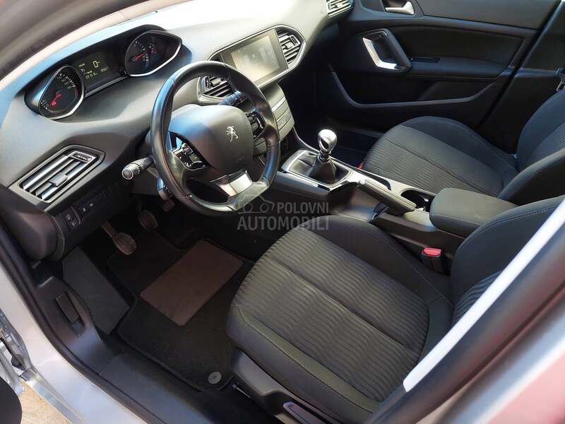Peugeot 308 1.6BlueHDI Executive