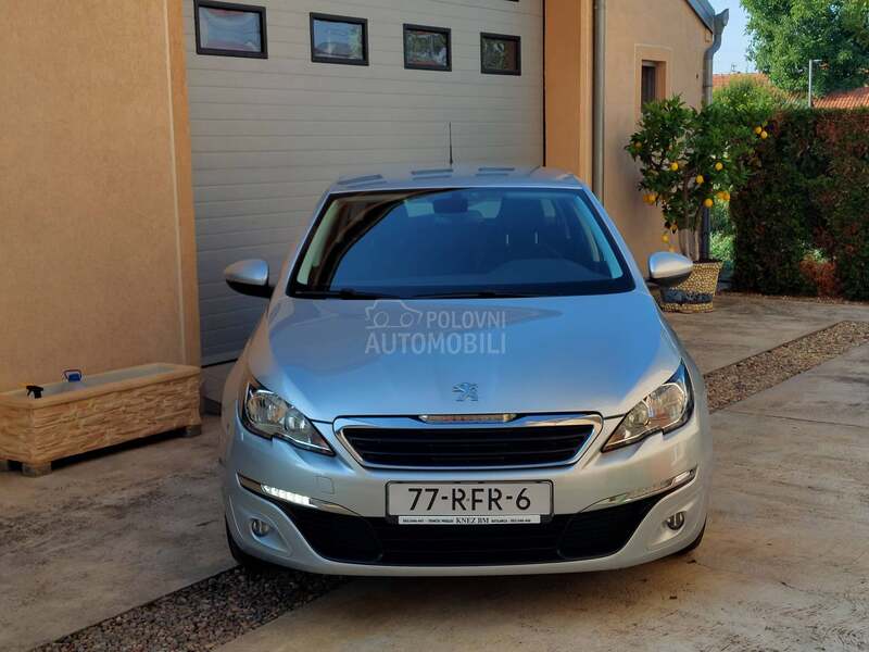 Peugeot 308 1.6BlueHDI Executive