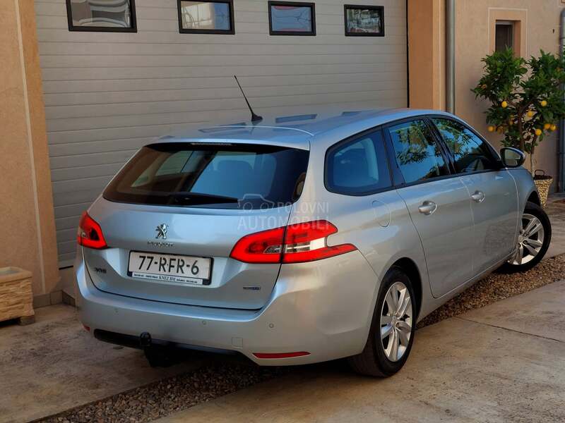 Peugeot 308 1.6BlueHDI Executive