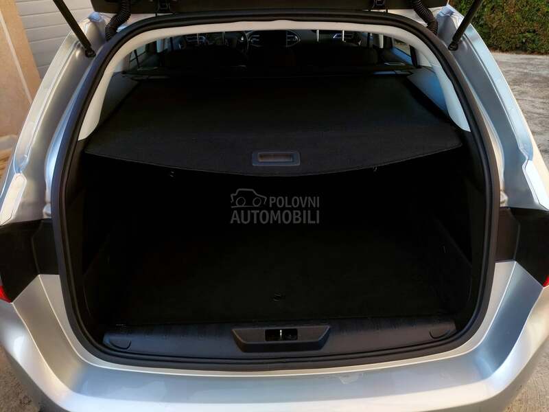 Peugeot 308 1.6BlueHDI Executive