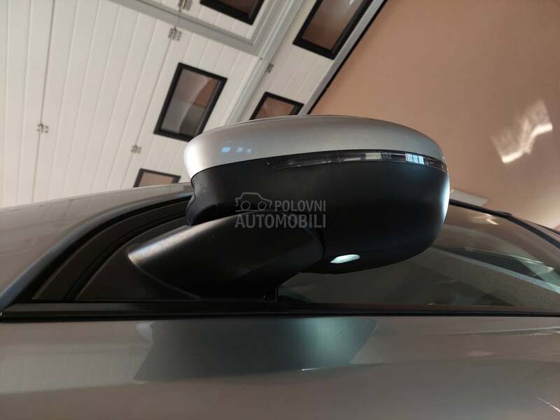 Peugeot 308 1.6BlueHDI Executive