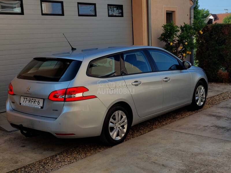 Peugeot 308 1.6BlueHDI Executive