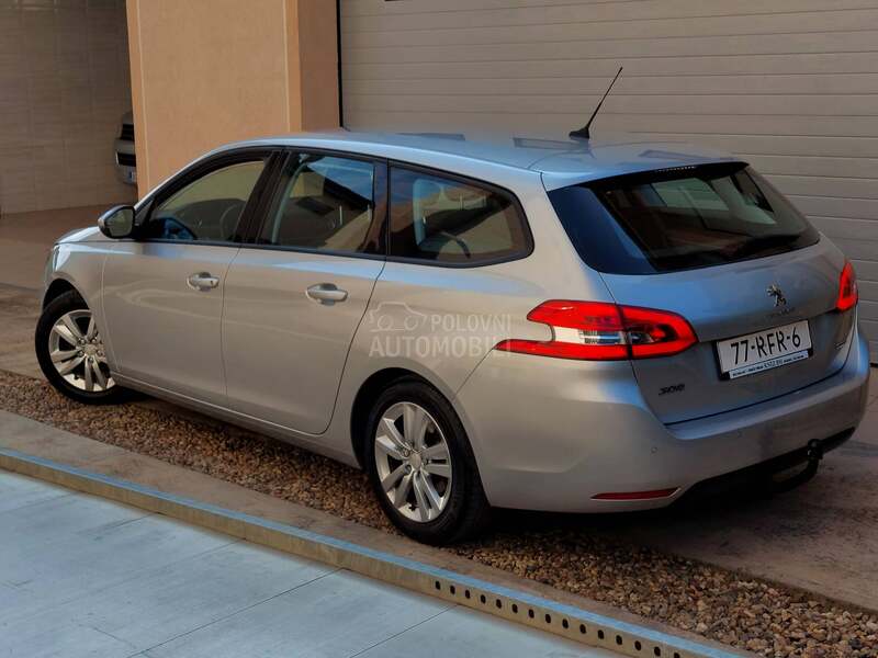 Peugeot 308 1.6BlueHDI Executive