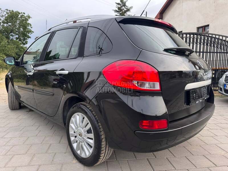 Renault Clio 1.6 BEN ŠVAJ NOV