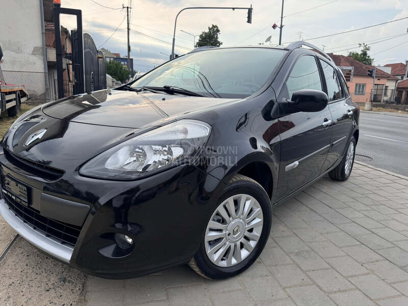 Renault Clio 1.6 BEN ŠVAJ NOV