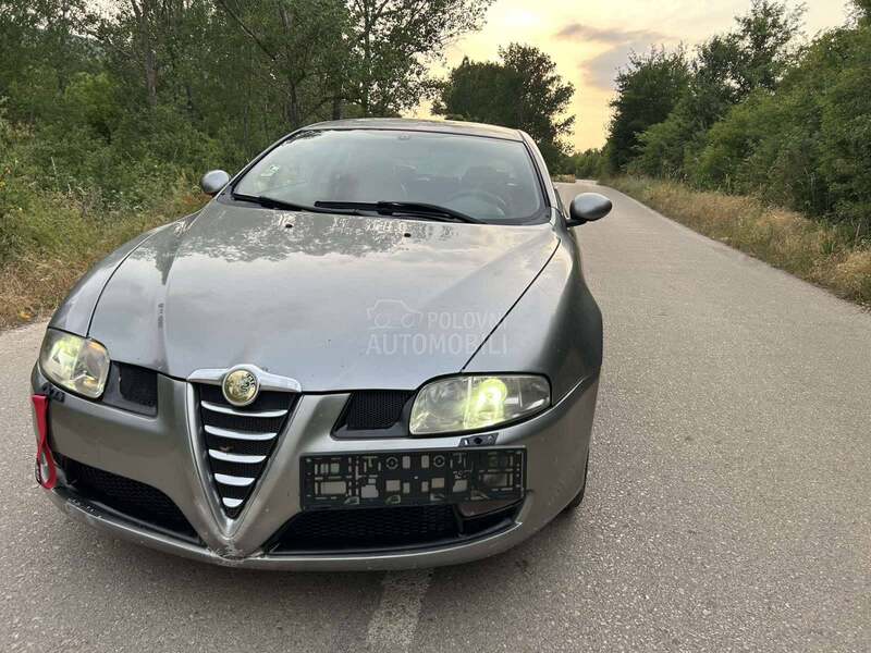 Alfa Romeo GT JTD