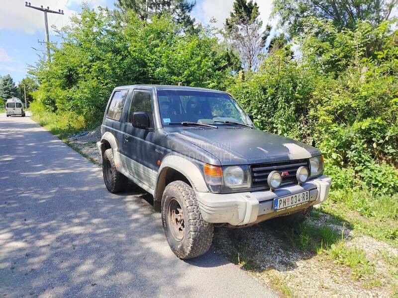 Mitsubishi Pajero 