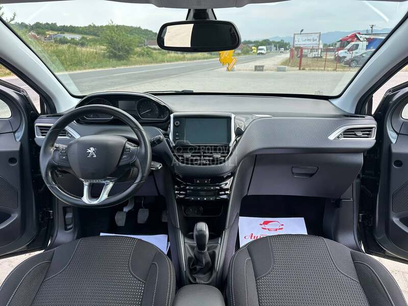 Peugeot 208 1.2 T.u.r.b.o