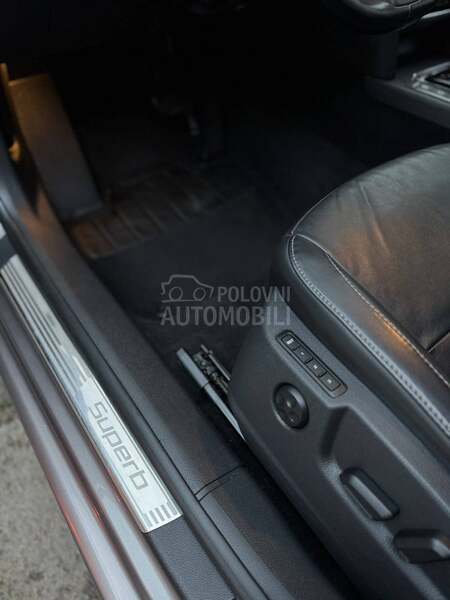 Škoda Superb 2.0tdi
