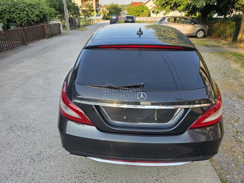 Mercedes Benz CLS 220 Shooting Brake N O V