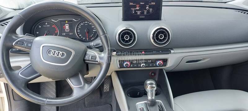 Audi A3 1.6TDI STRONIC