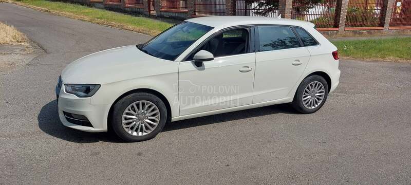 Audi A3 1.6TDI STRONIC
